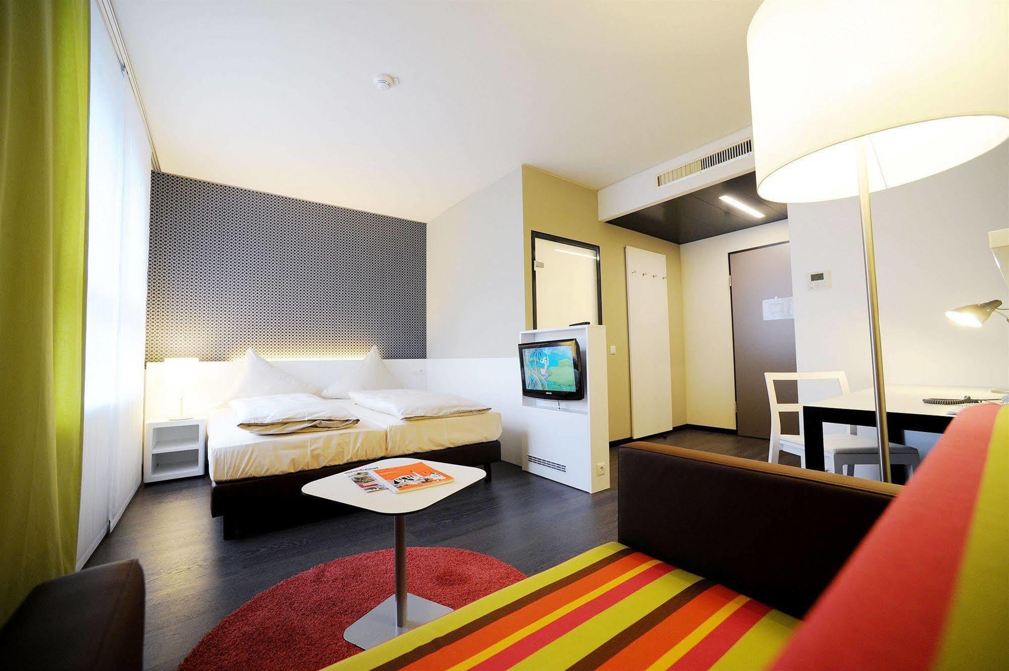 Harry'S Home Dornbirn Hotel & Apartments Ngoại thất bức ảnh